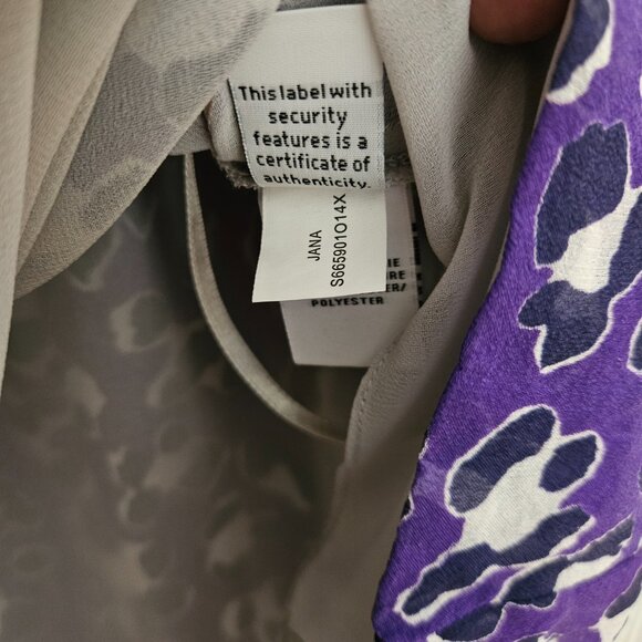 💜Diane von Furstenberg “Jana” Blouse – Sheer Perfection with Silk Lining - Picture 7 of 11